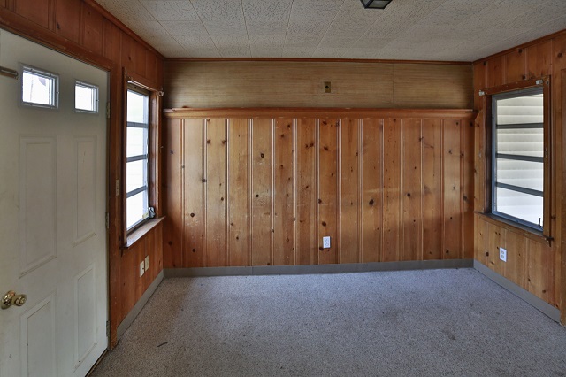 518 Killingly StJohnston, RI, 02919Providence County