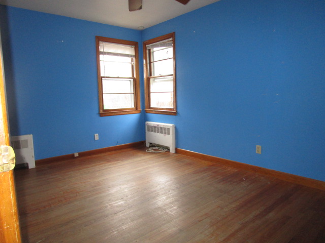 60 Fountain AvenueCranston, RI, 02920Providence County
