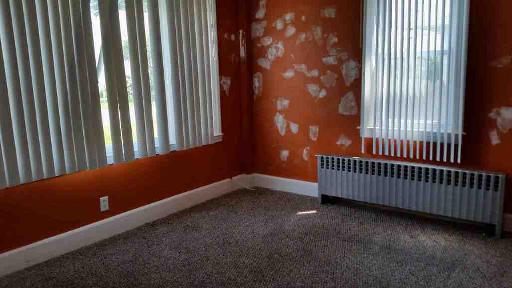 110- 112 Colwell St02Cranston, RI, 02920Providence County