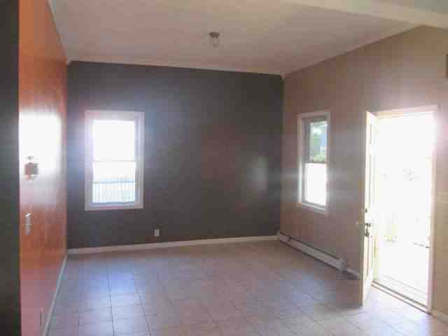 12 Old Oak AvenueCranston, RI, 02920Providence County