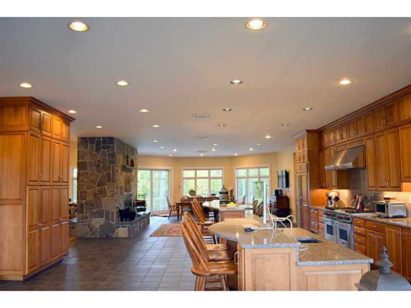 341 LATEN KNIGHT Road, Cranston, RI 02921