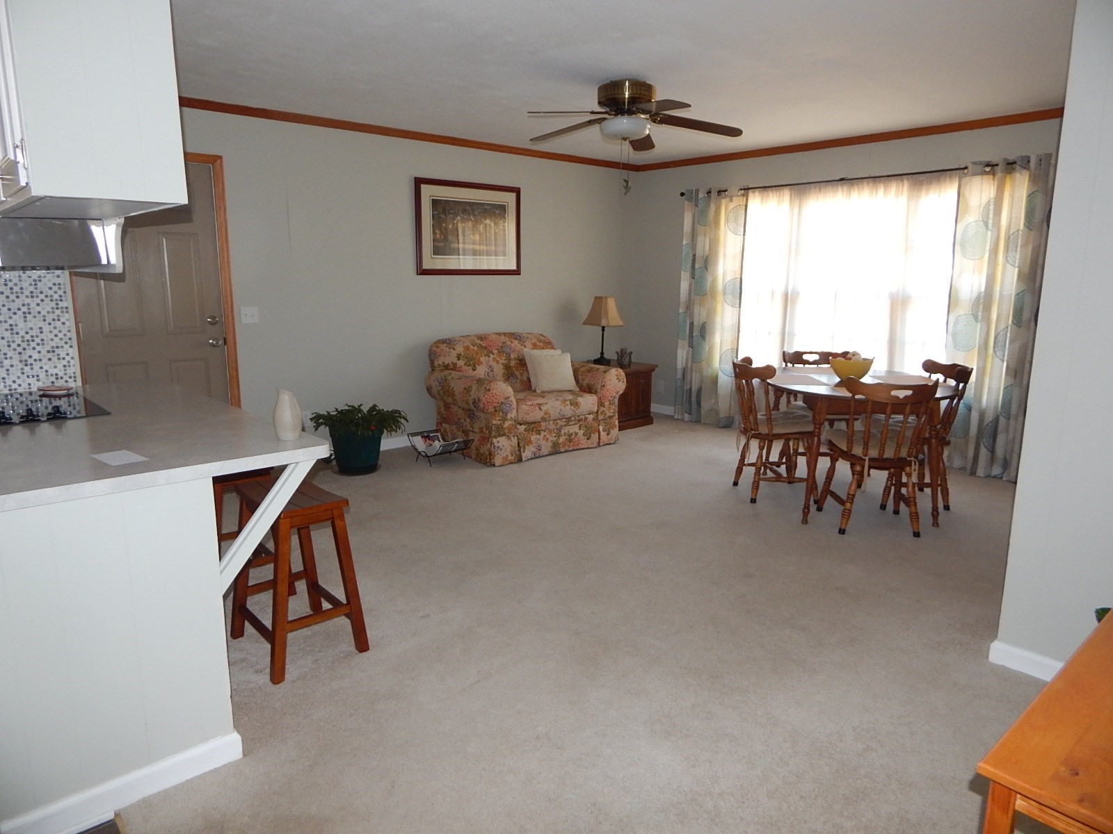 301 McDonald Pl S, Bishopville, SC 29010