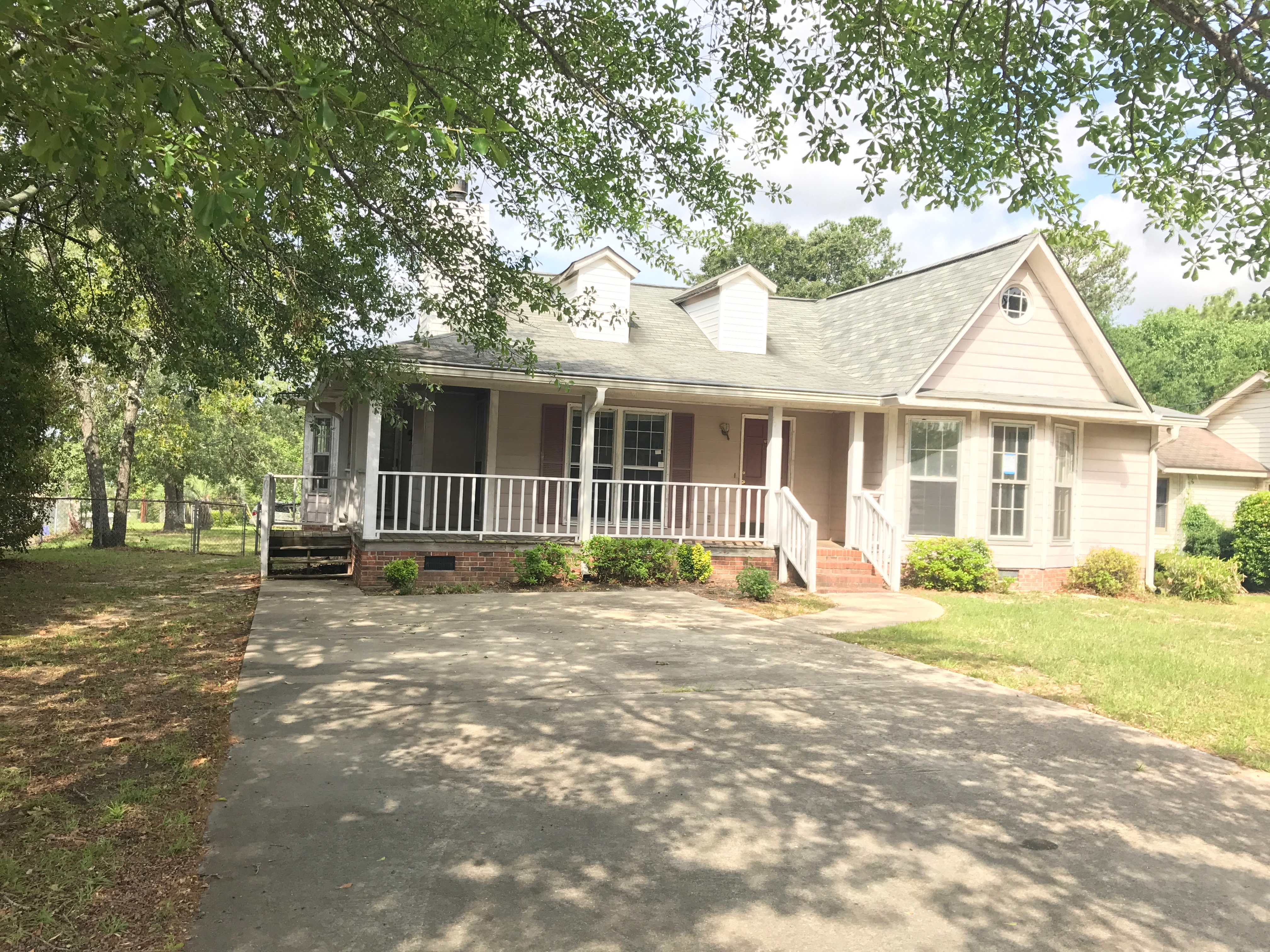 1920 Rauton StCayce, SC, 29033Lexington County