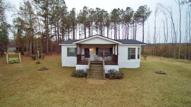 764 Stumphole Rd, Elloree, SC 29047