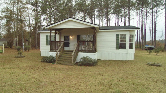 764 Stumphole Rd, Elloree, SC 29047