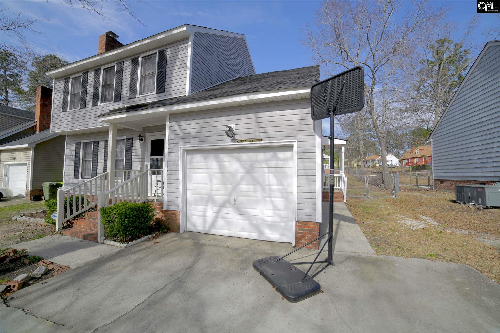 704 Quail Hills Dr, Hopkins, SC 29061
