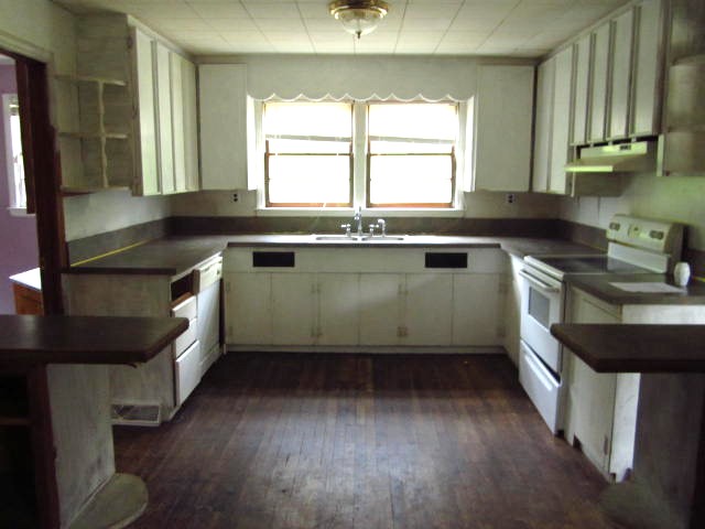 1681 Old Orangeburg RdLexington, SC, 29073Lexington County