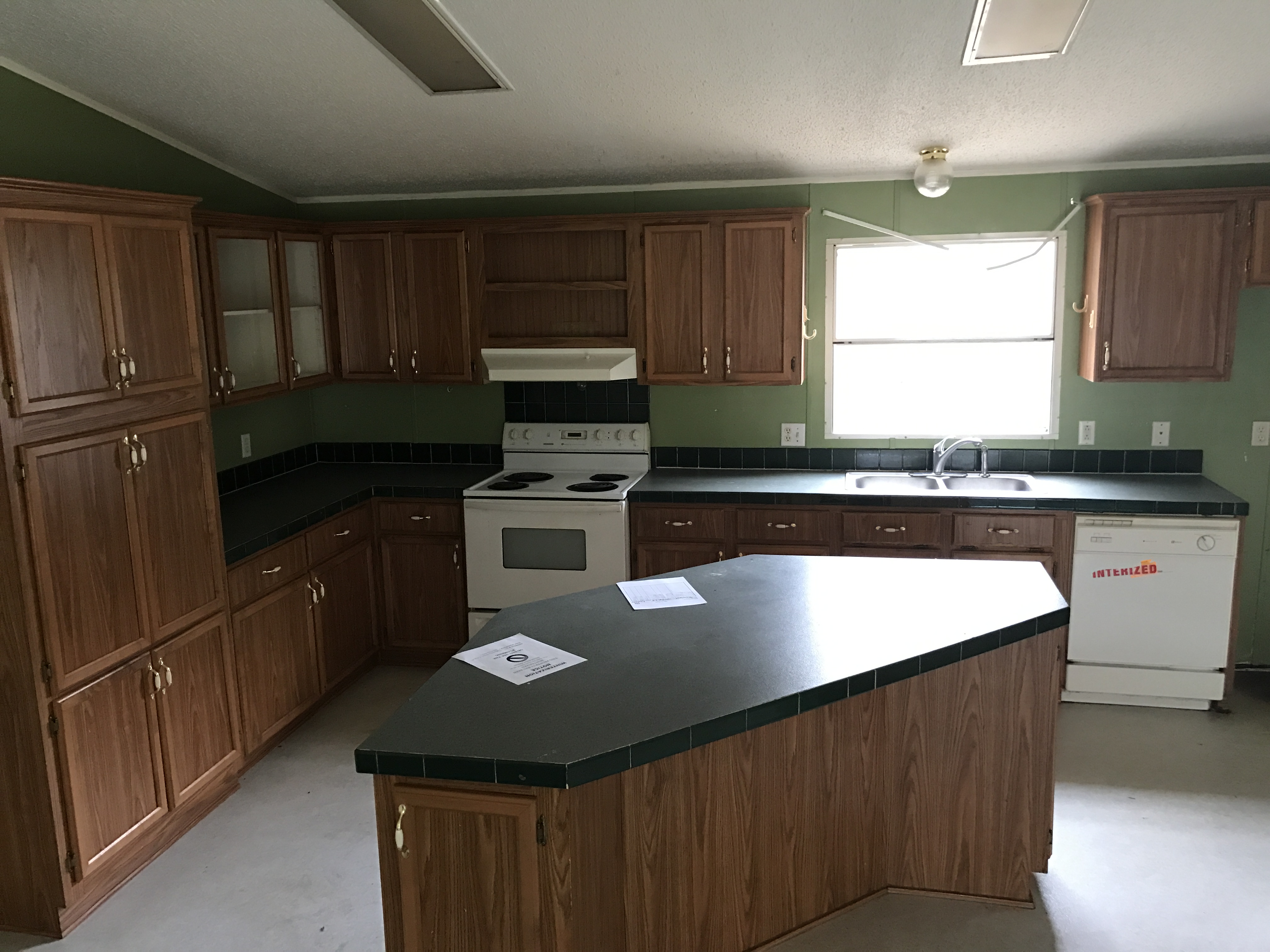1287 Highway 601 SLugoff, SC, 29078Kershaw County