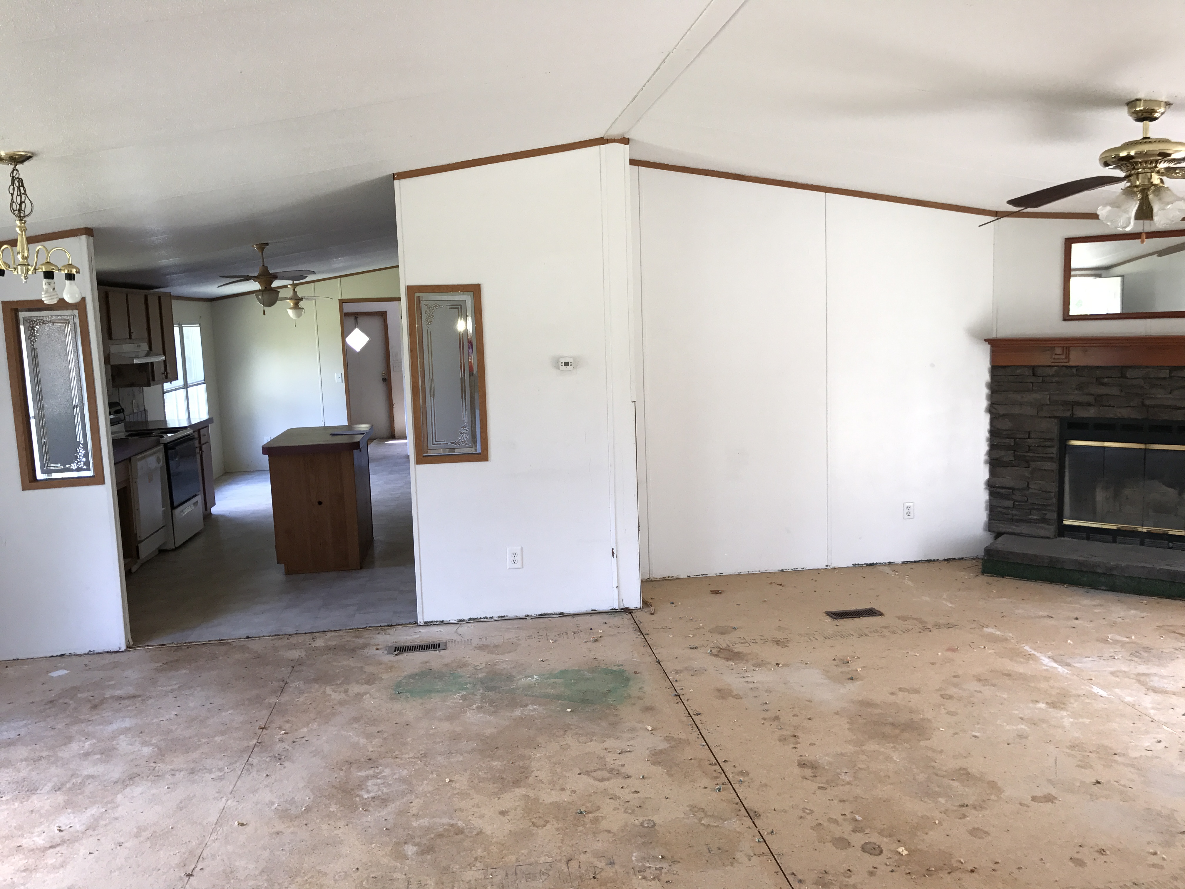 39 Charmhill RoadLugoff, SC, 29078Kershaw County