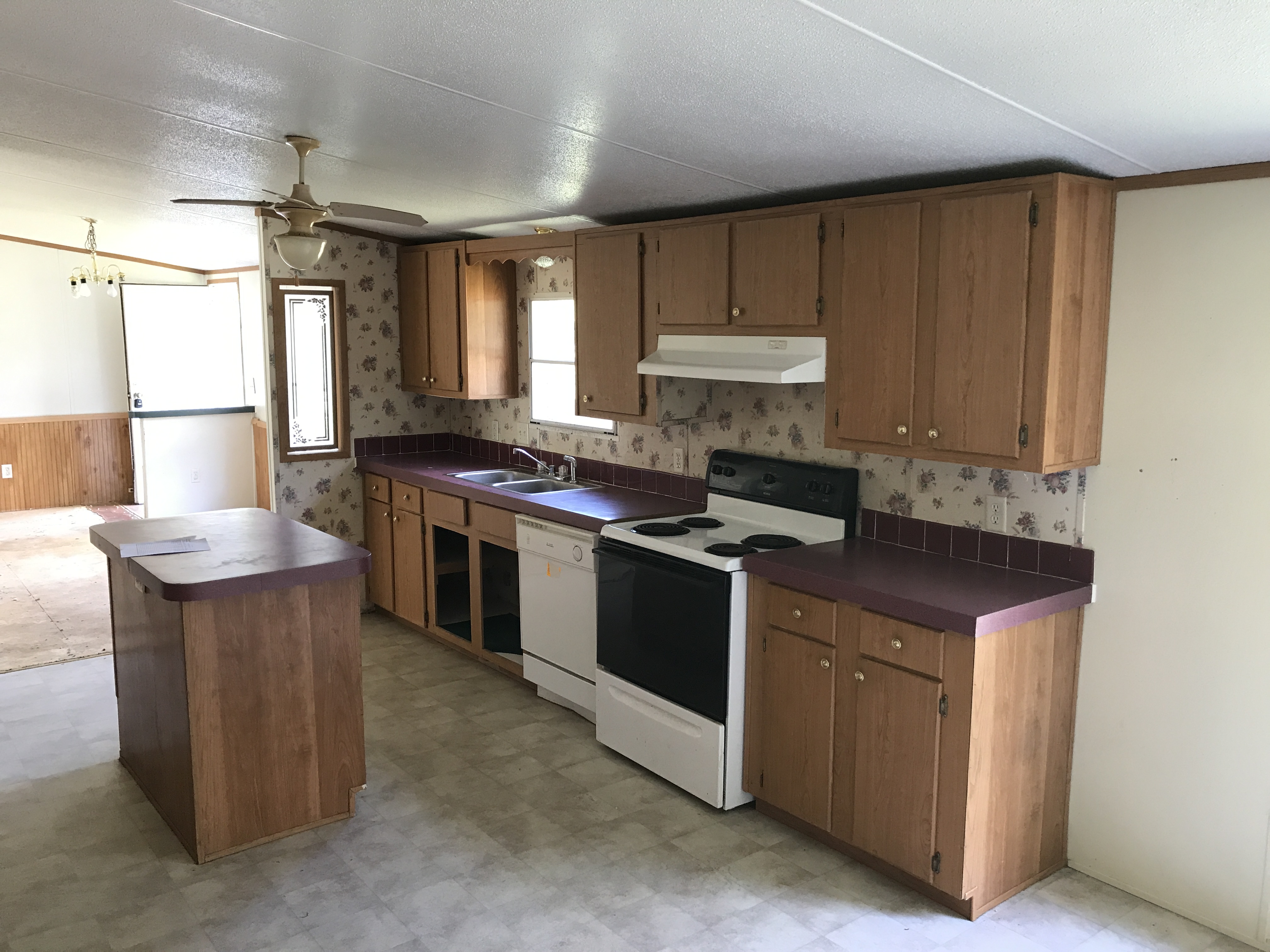 39 Charmhill RoadLugoff, SC, 29078Kershaw County