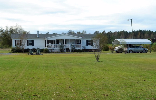 3926 Rev Jw Carter Rd, Manning, SC 29102