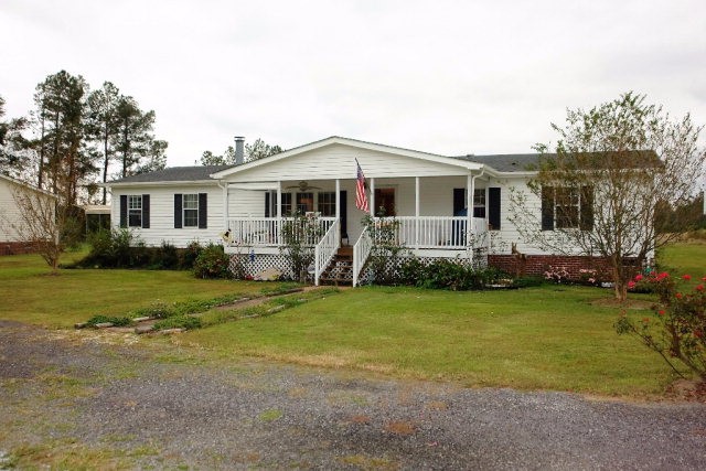 3926 Rev Jw Carter Rd, Manning, SC 29102