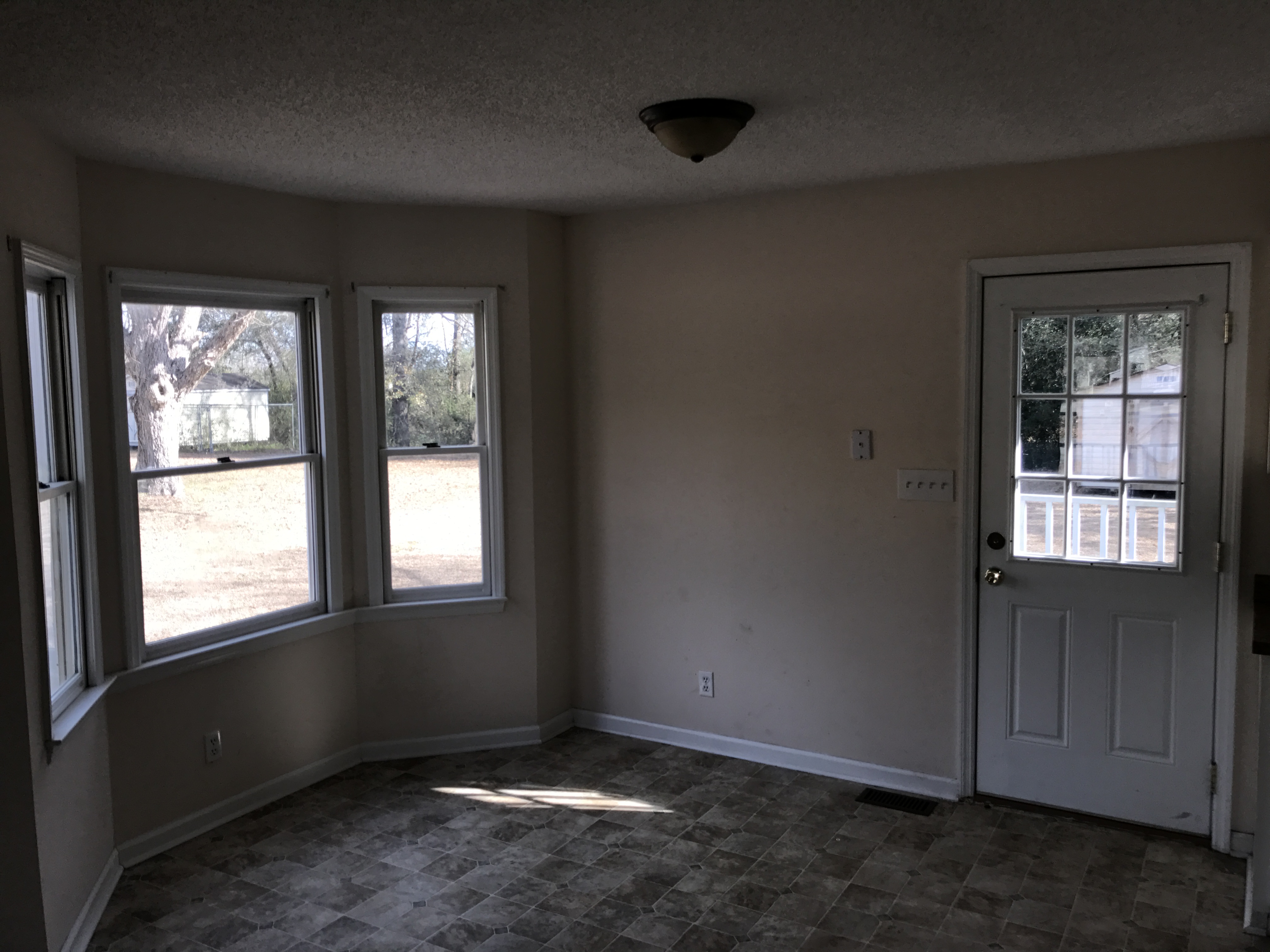 527 Medway DrOrangeburg, SC, 29118Orangeburg County