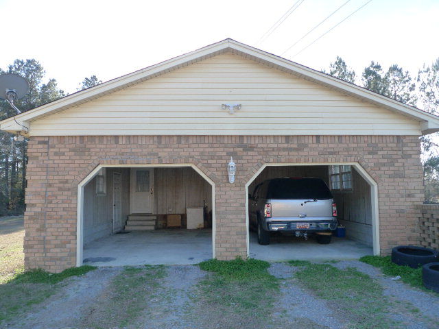 119Jassamine, Saint Matthews, SC 29135