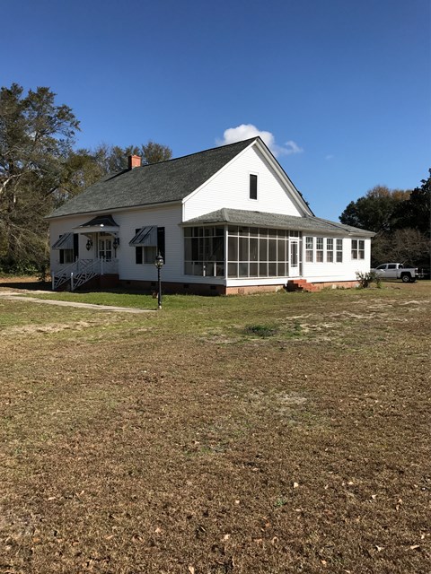 29 S. Cantey Street, Summerton, SC 29148
