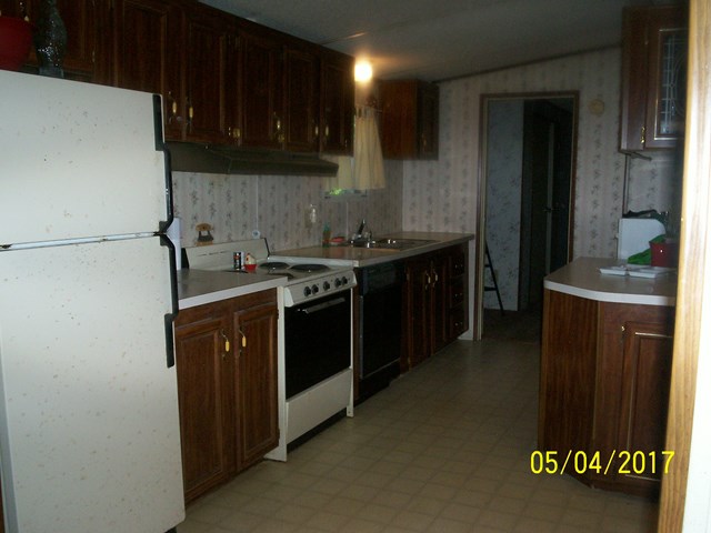 1123 Community Dr, Summerton, SC 29148
