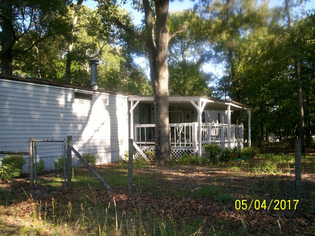 1123 Community Dr, Summerton, SC 29148