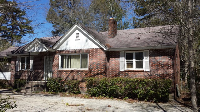519 E Charlotte, Sumter, SC 29150