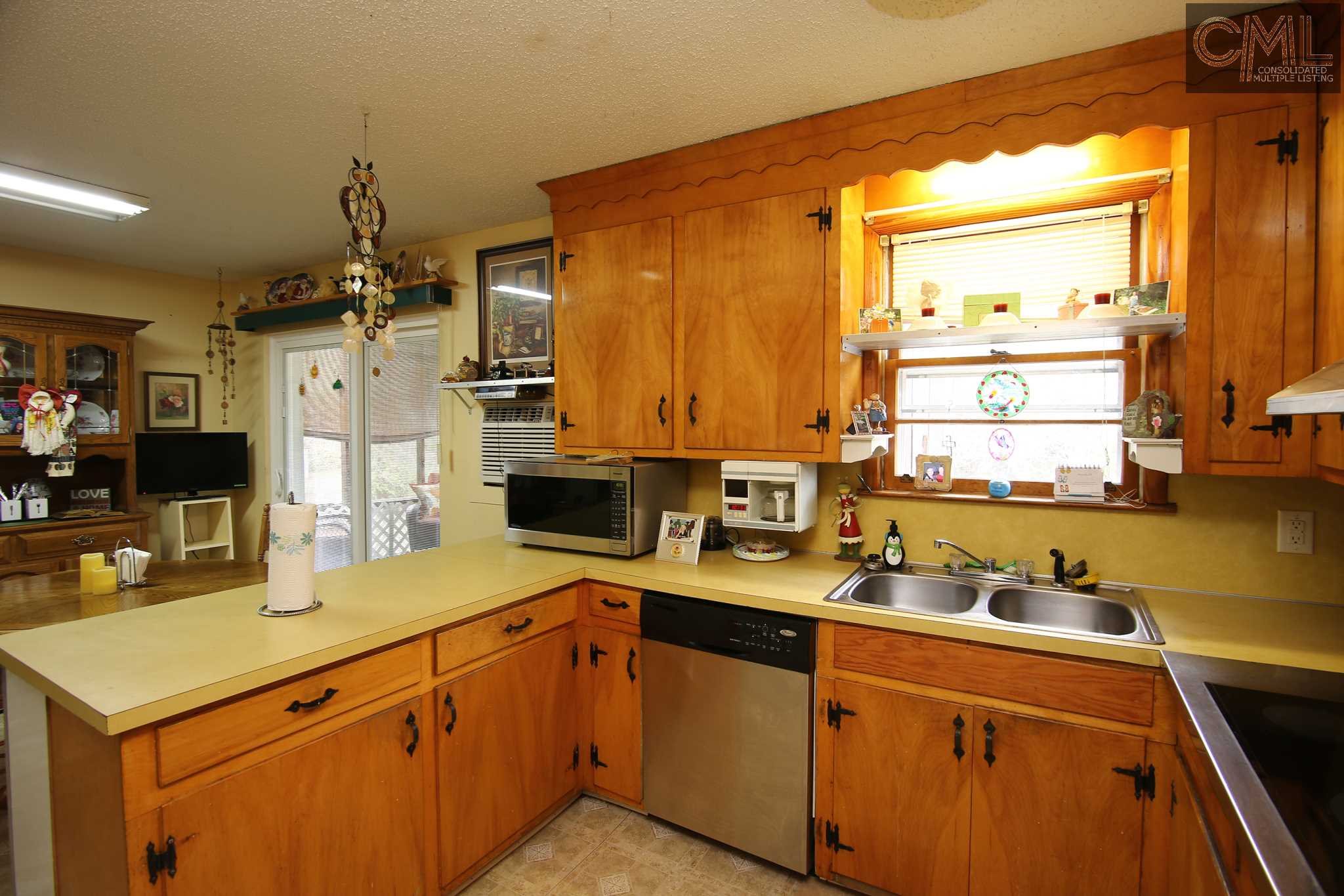 122 HENDRIX Drive, West Columbia, SC 29170