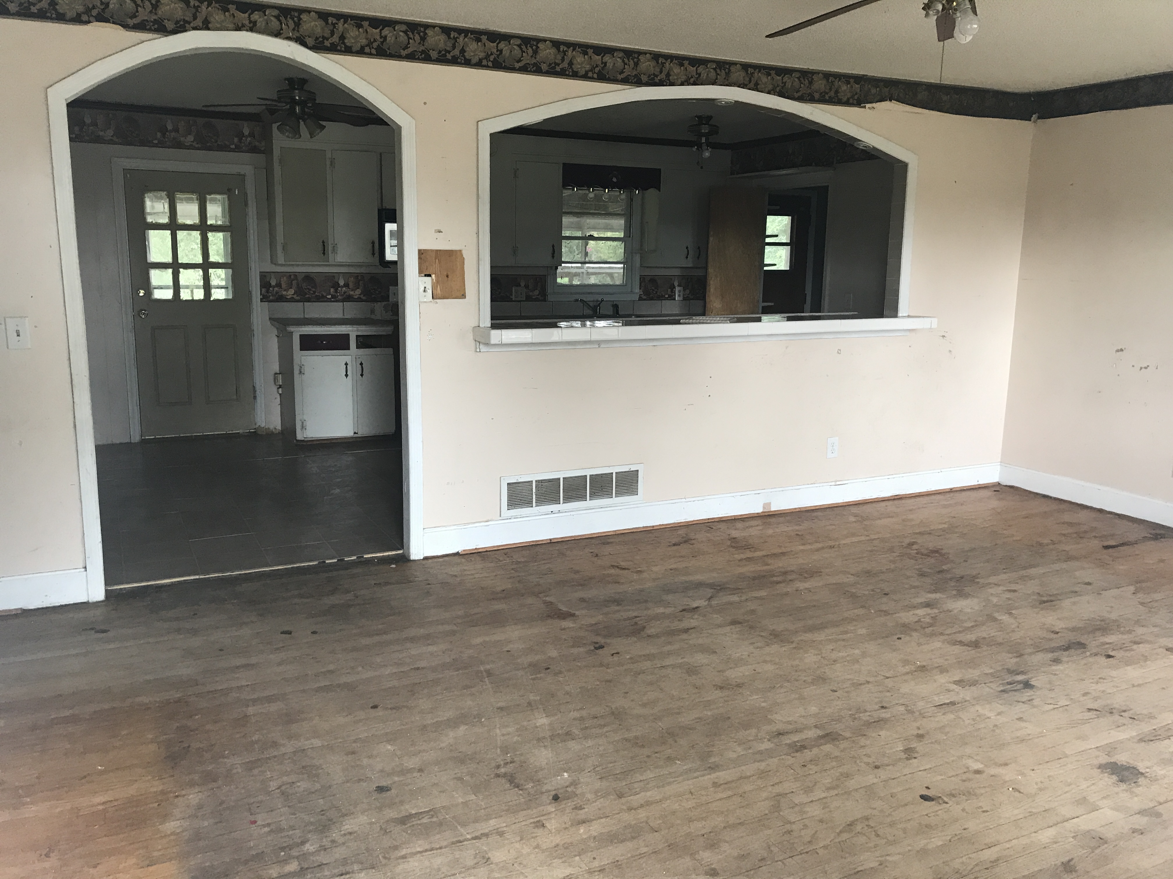 1009 Starlight AveWest Columbia, SC, 29172Lexington County