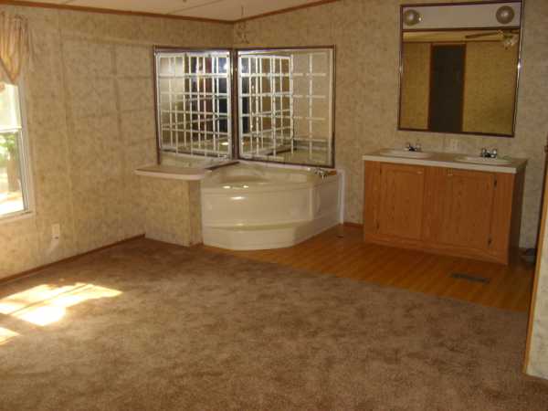 Palmetto Palms 9401 Wilson Blvd Lot #255Columbia, SC 29203