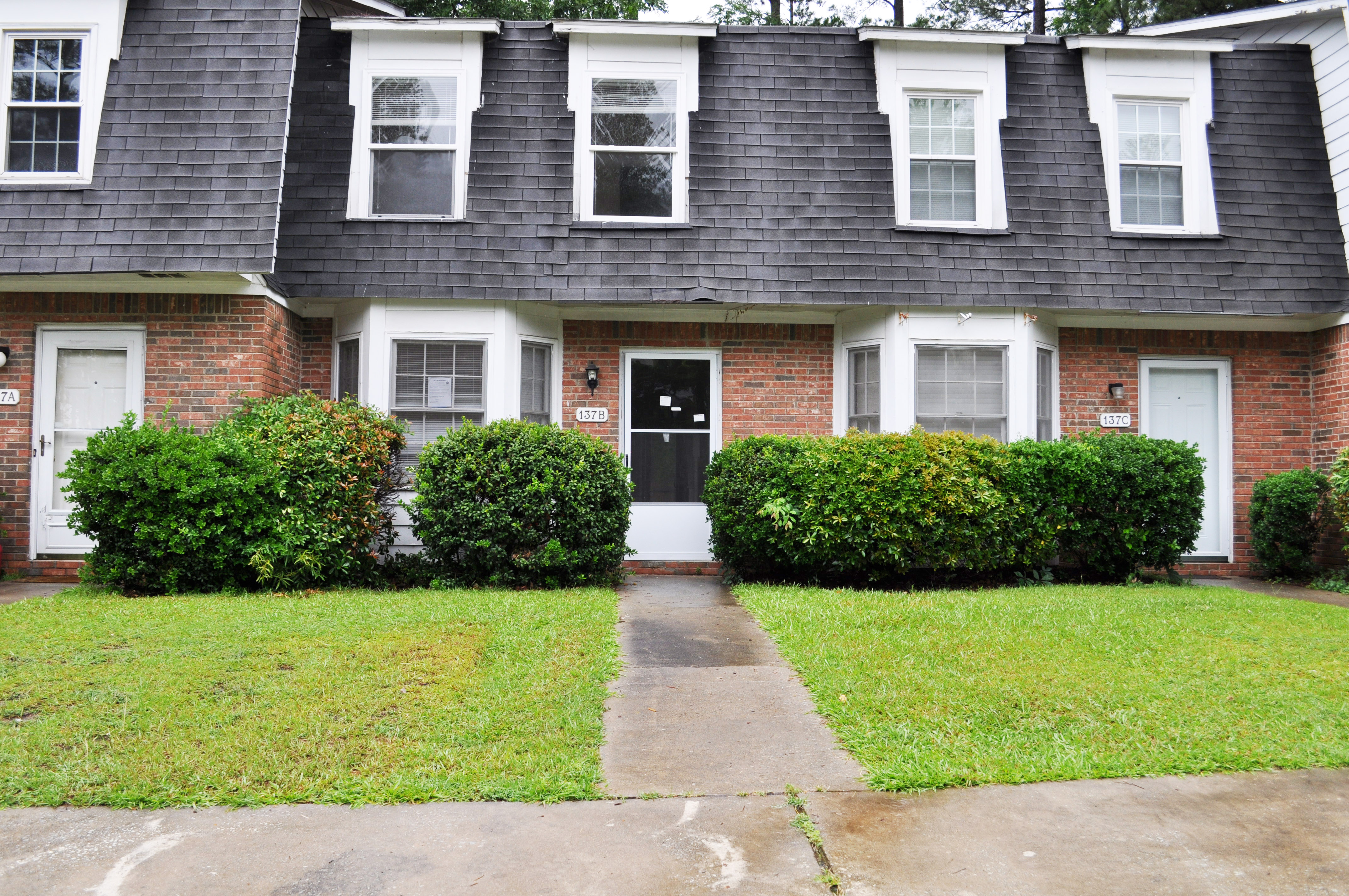 137 B Manorwood CtColumbia, SC, 29212Richland County