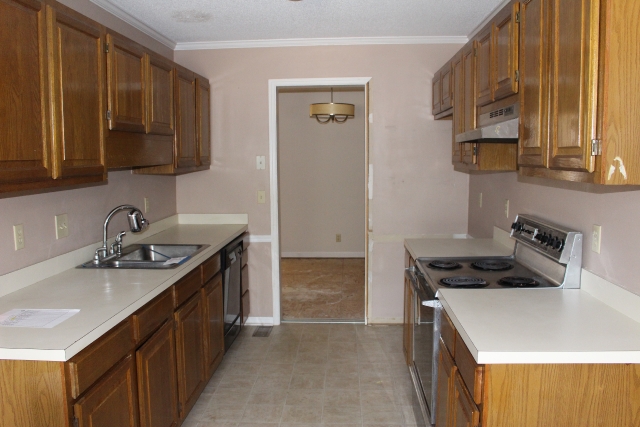 124 N Lake Pointe DrColumbia, SC, 29229Richland County