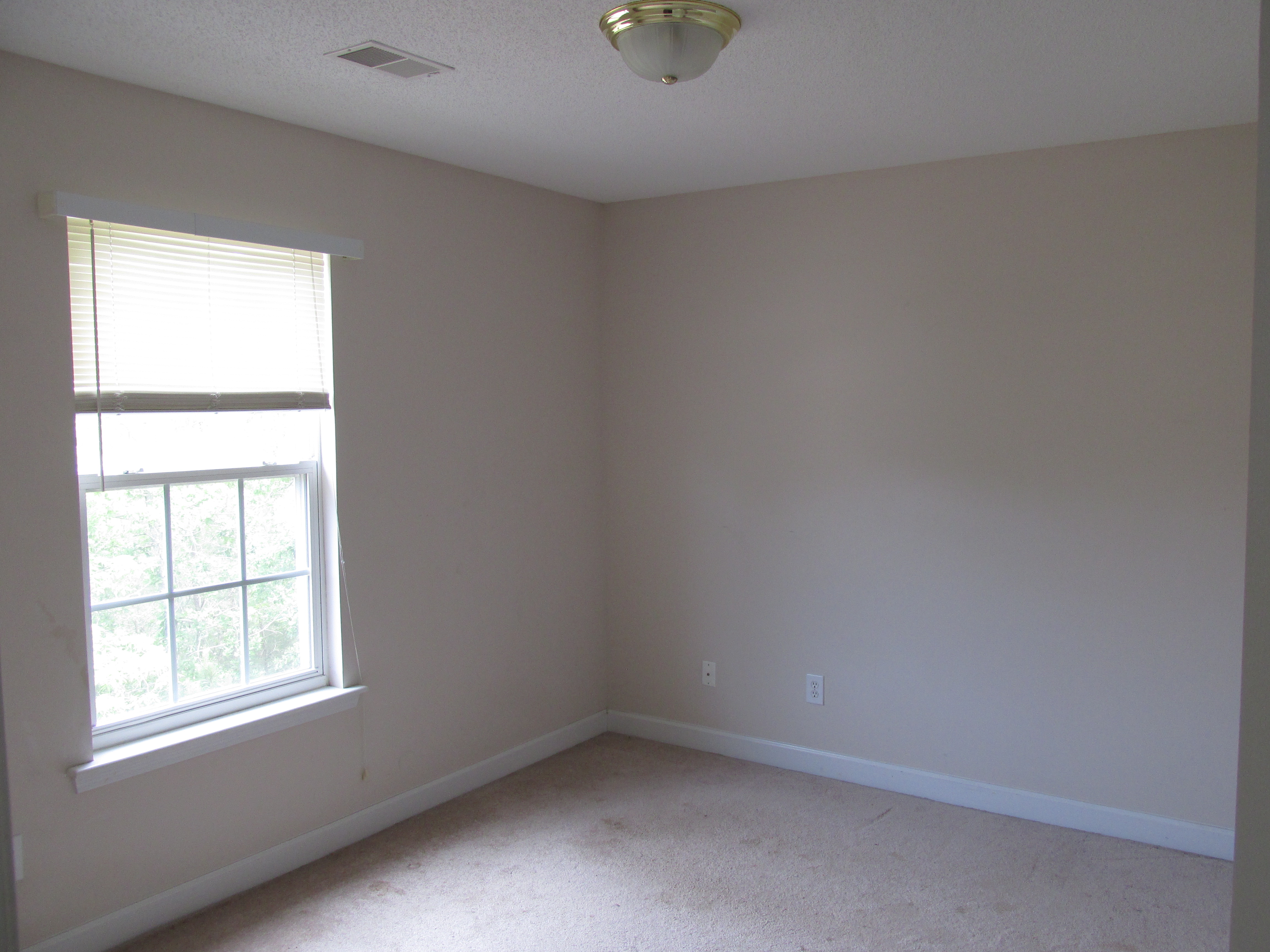 136 Waterville DrColumbia, SC, 29229Richland County