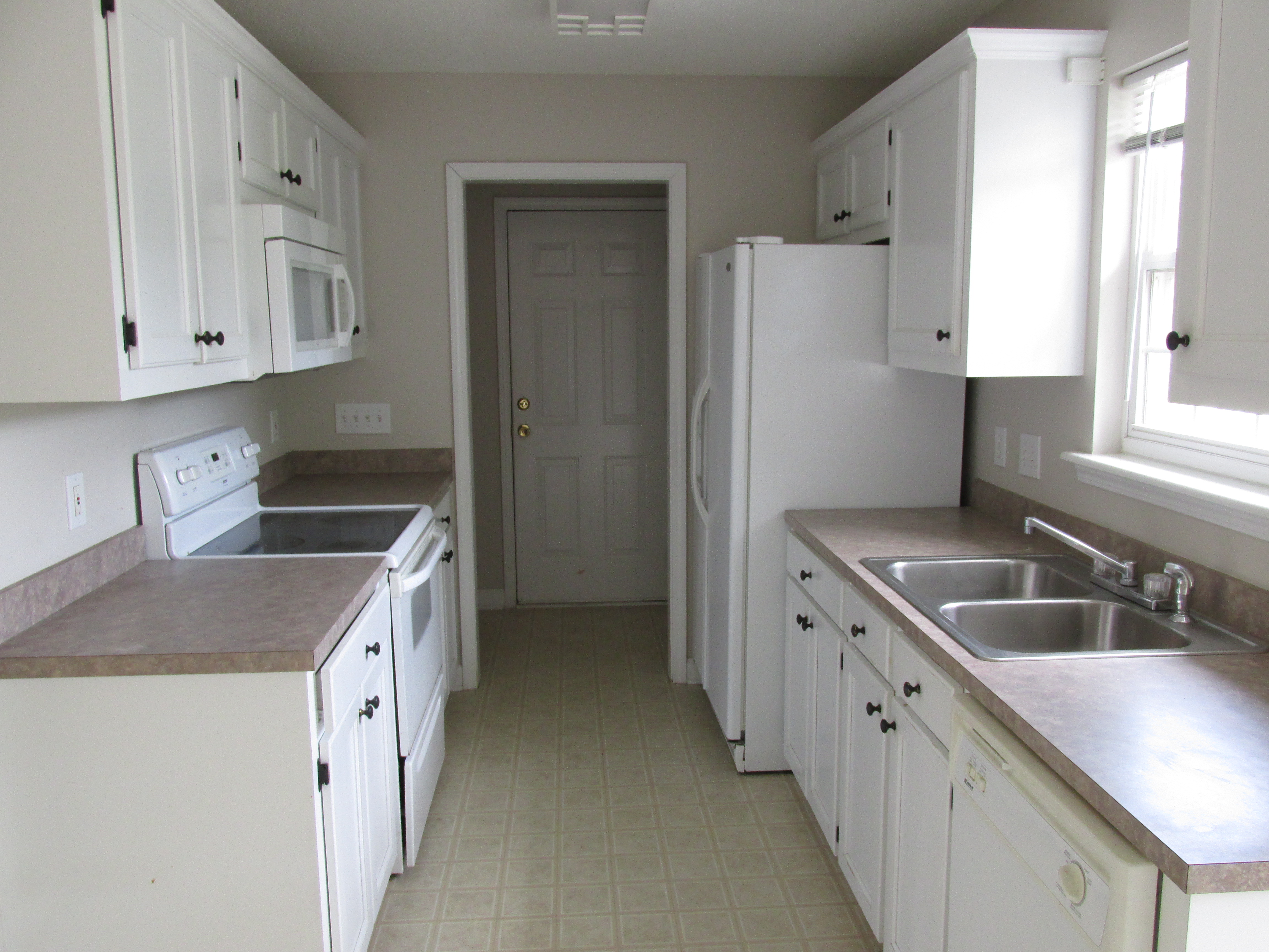 136 Waterville DrColumbia, SC, 29229Richland County