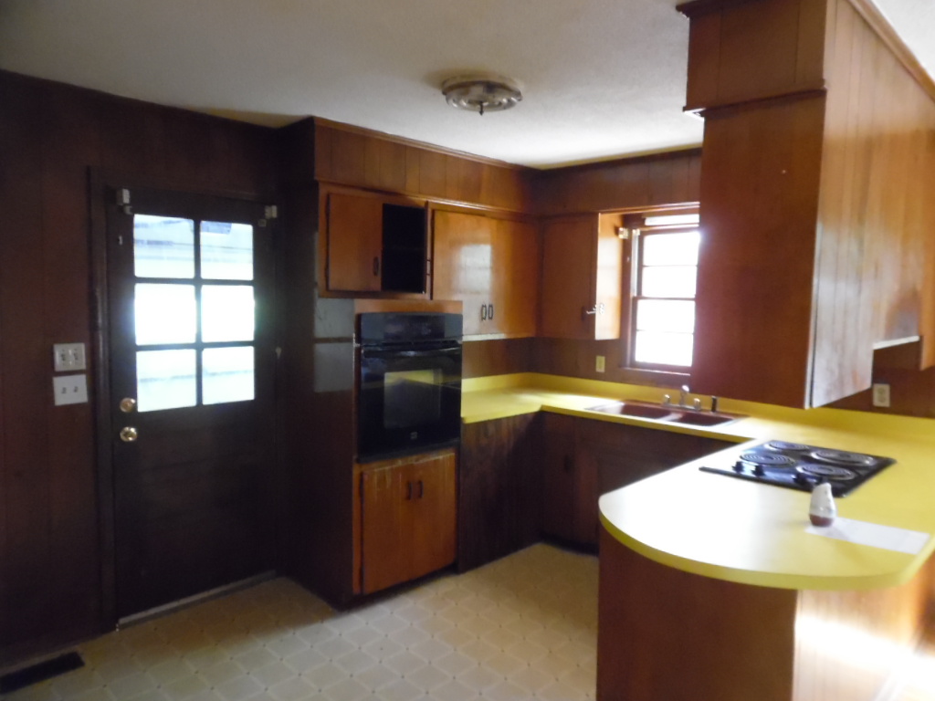 707 Farley AveSpartanburg, SC, 29301Spartanburg County