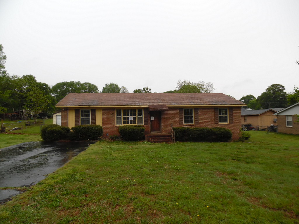 156 Belvedere DrSpartanburg, SC, 29301Spartanburg County