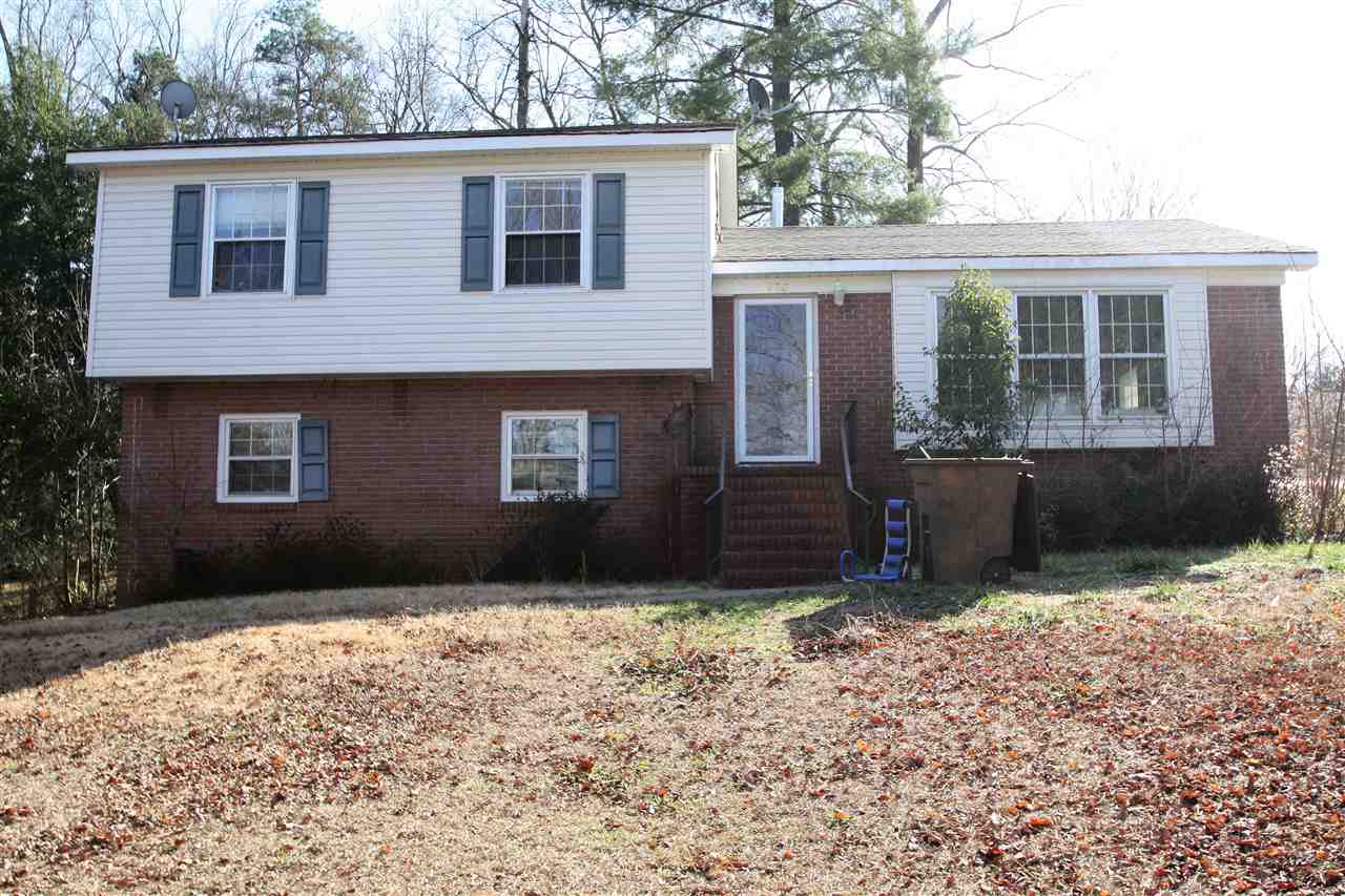 100 Lancer Court, Spartanburg, SC 29301