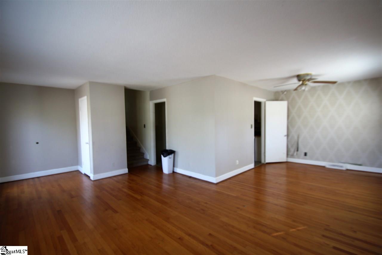 100 Lancer Court, Spartanburg, SC 29301