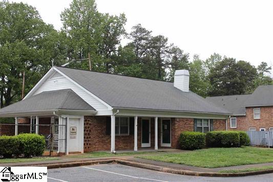 1458 Dover Road, Spartanburg, SC 29301