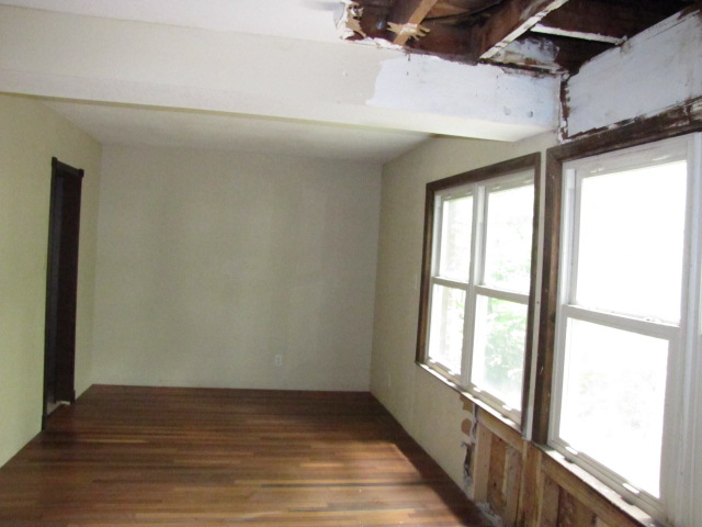225 Holly DrSpartanburg, SC, 29301Spartanburg County