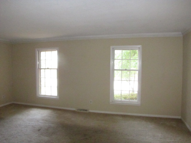 106 Runnymeade LnSpartanburg, SC, 29301Spartanburg County