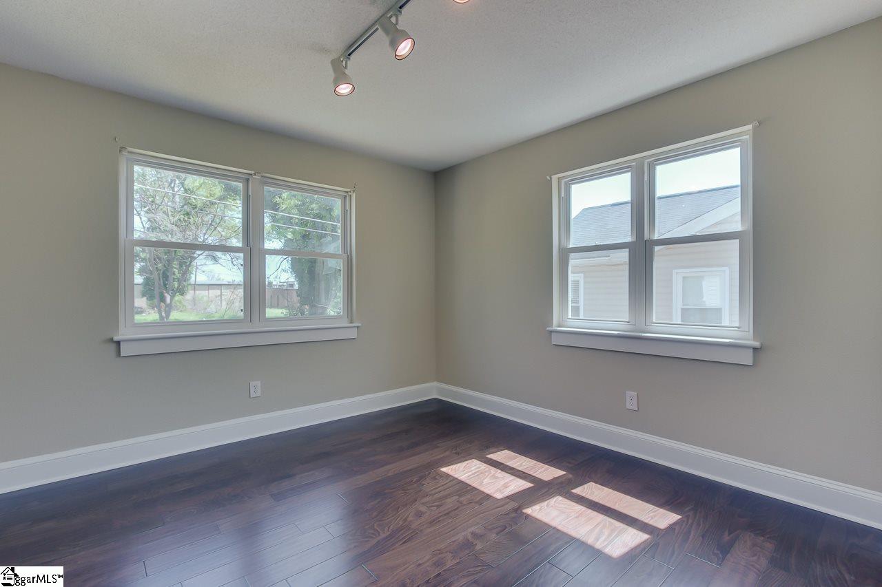 185 E Fremont Avenue, Spartanburg, SC 29303