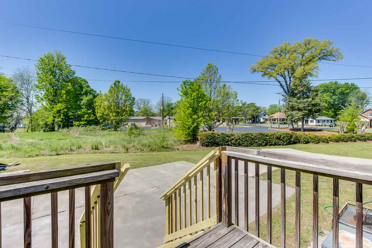 185 Fremont Ave, Spartanburg, SC 29303