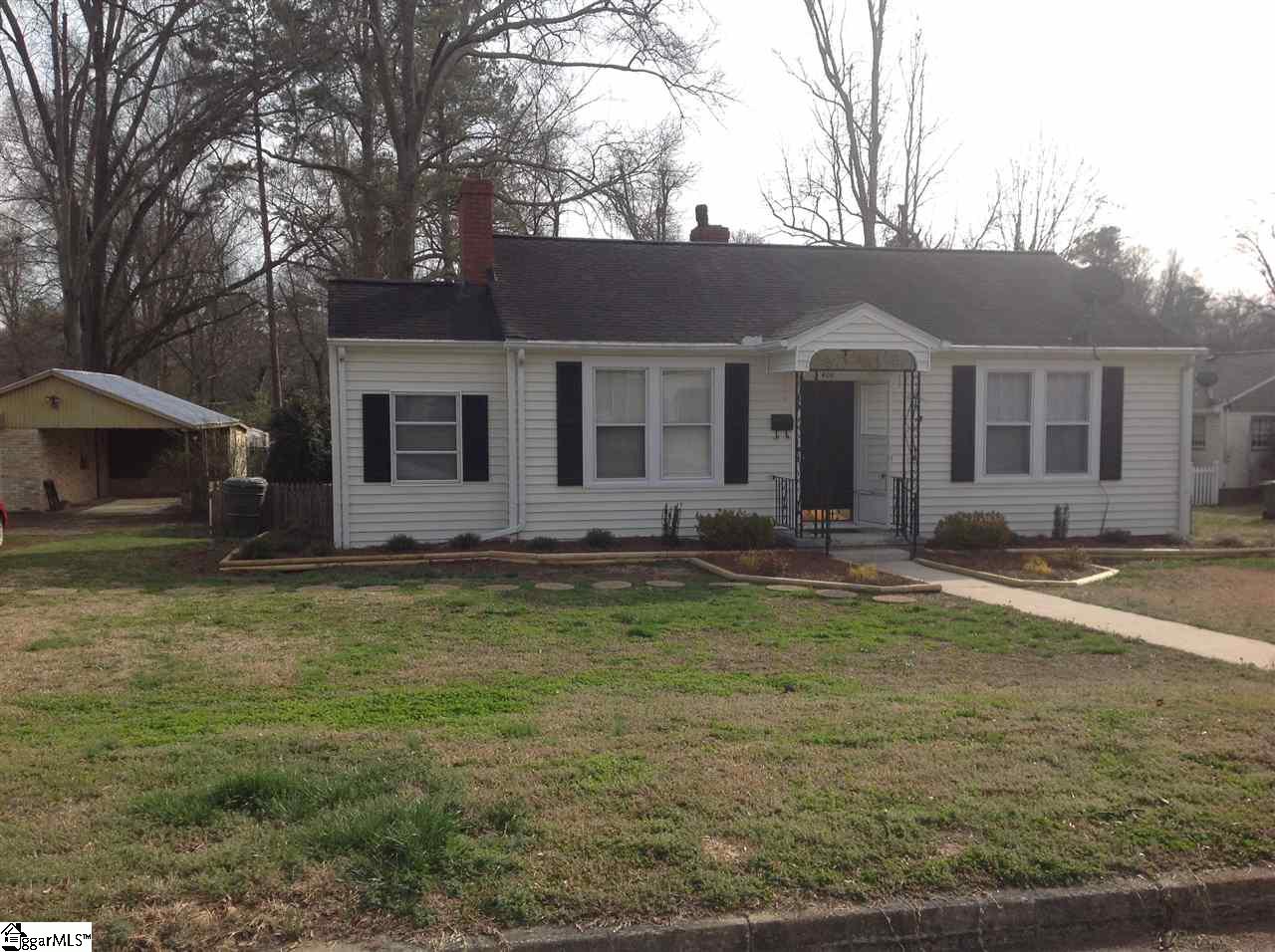 400 Stonewall Street, Clinton, SC 29325