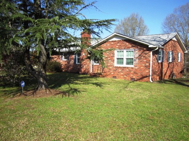 280 Hazel Drive, Clinton, SC 29325