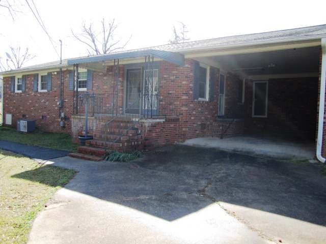 280 Hazel Drive, Clinton, SC 29325