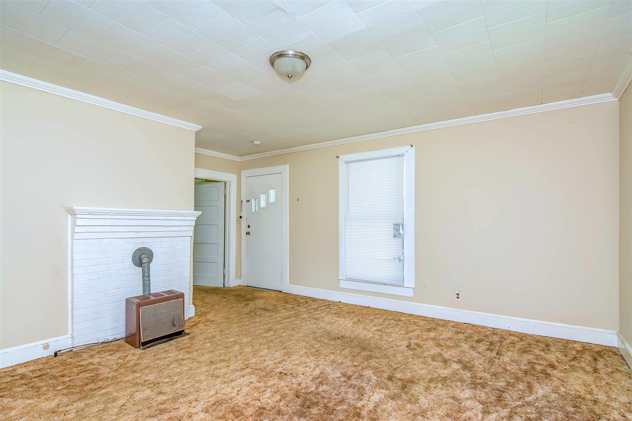 231Oak Street, Clinton, SC 29325