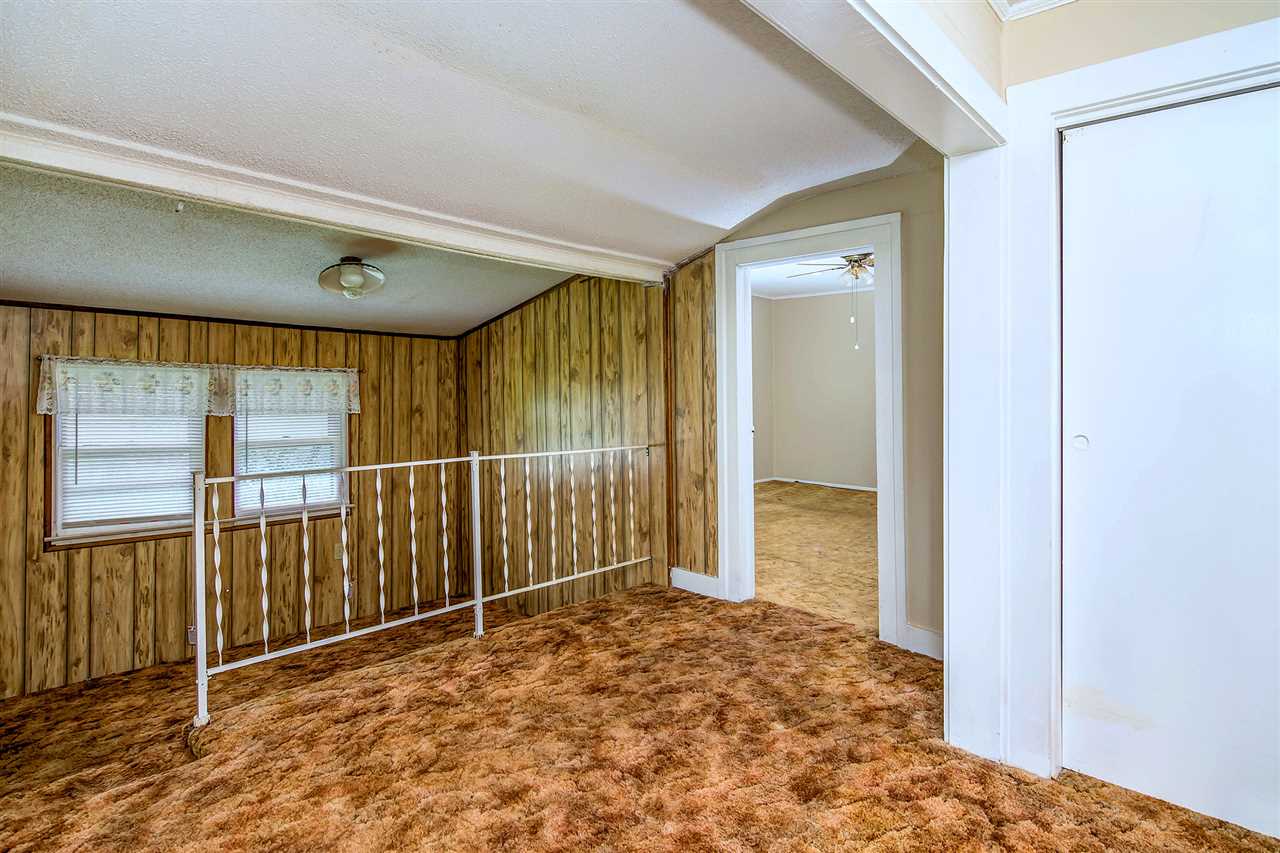 231Oak Street, Clinton, SC 29325