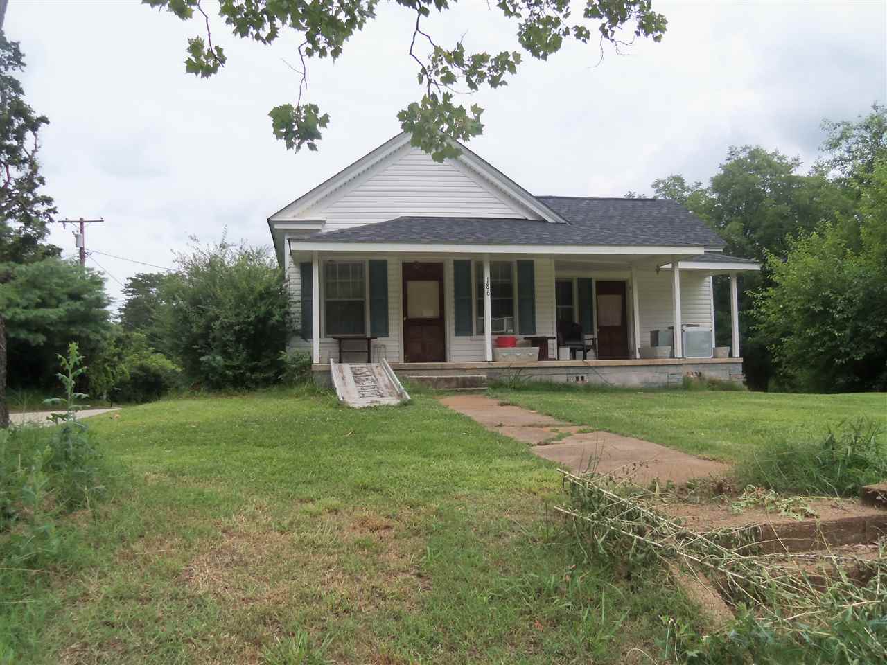 186 W MAIN STREER, Duncan, SC 29334