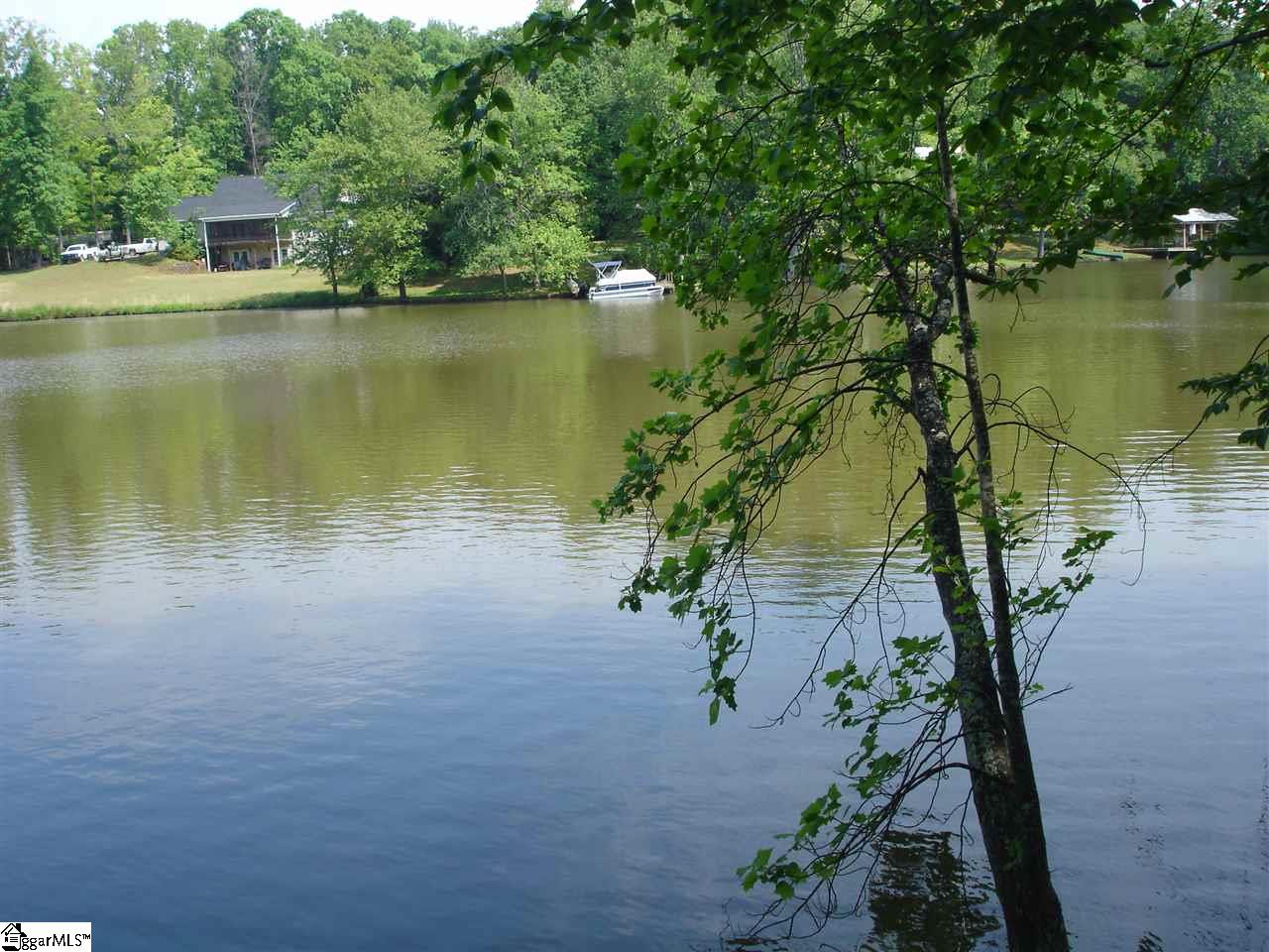 510 W Lakeview Drive, Duncan, SC 29334