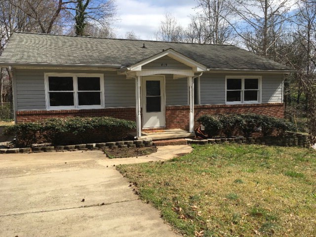 419 Pine St Ext, Gaffney, SC 29340