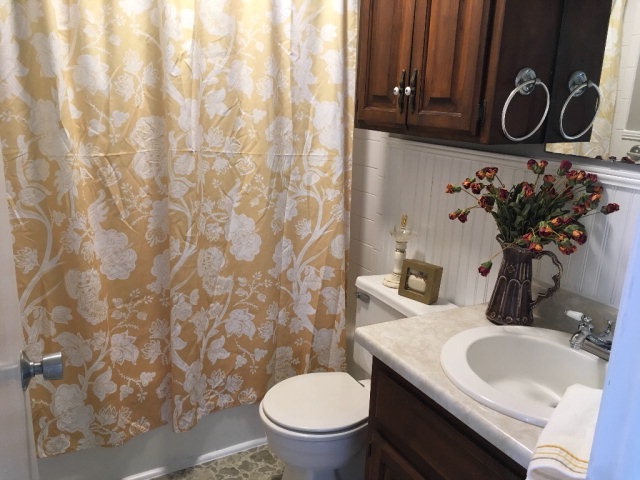 419 Pine St Ext, Gaffney, SC 29340