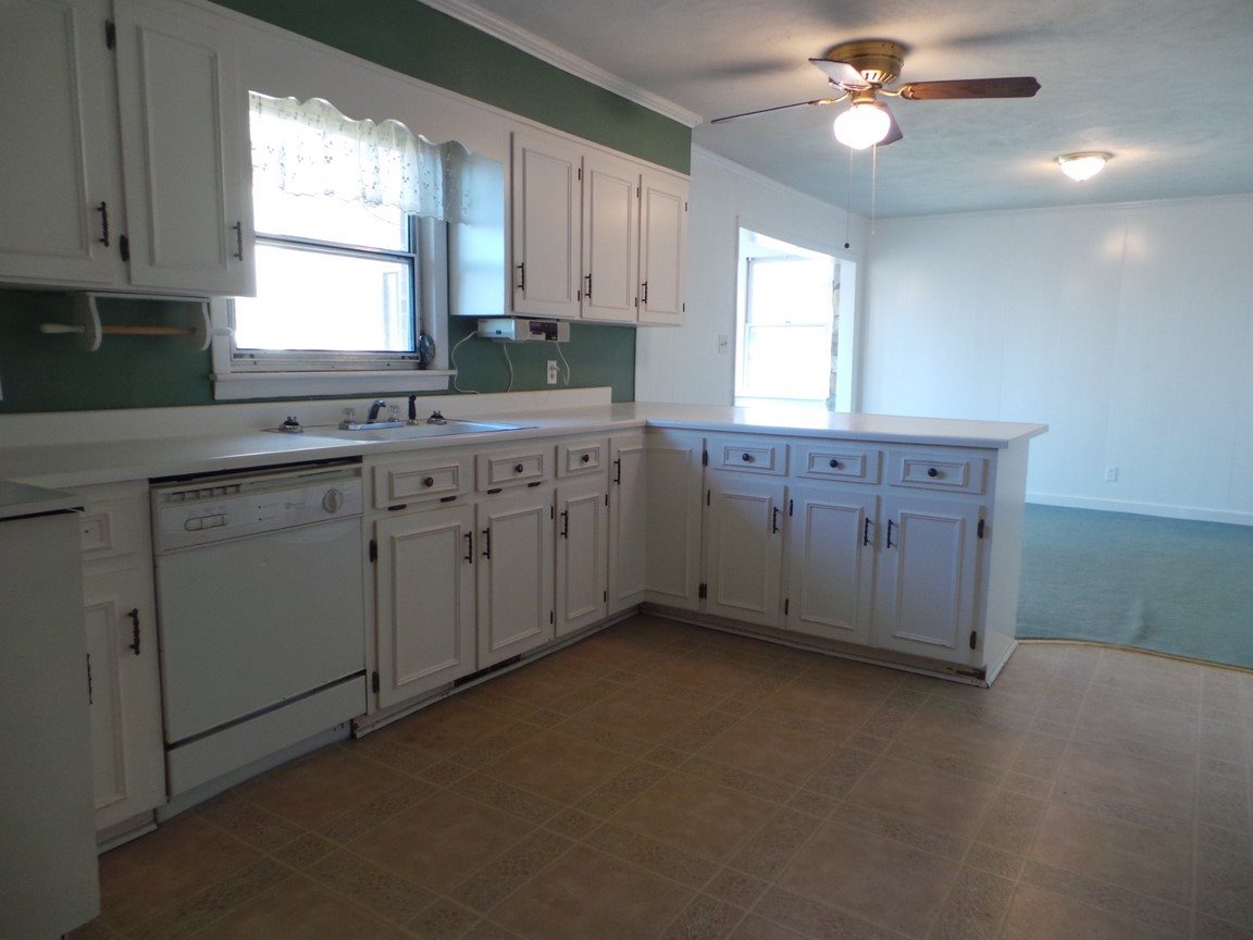 1806 Ford Rd, Gaffney, SC 29340