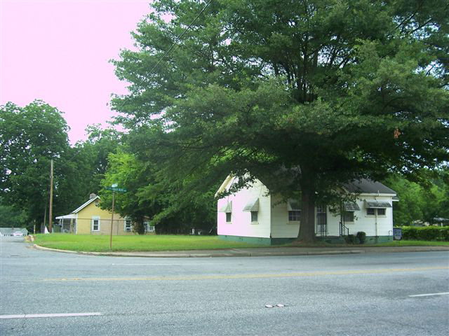 504 Floyd Baker Blvd, Gaffney, SC 29340