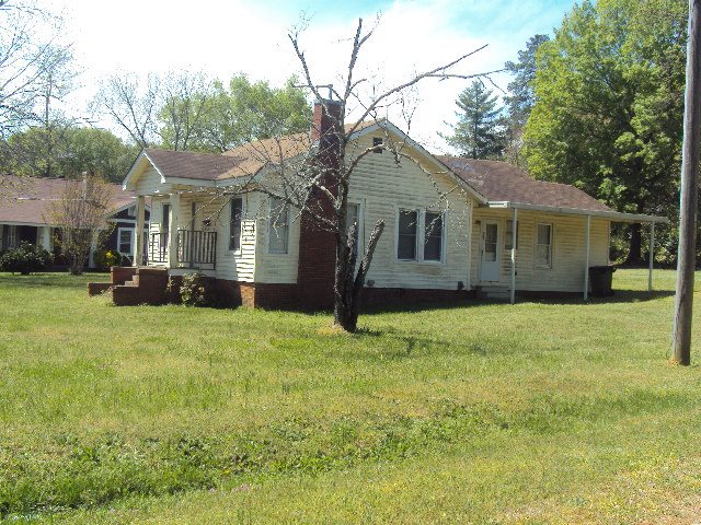 900 S Johnson Street, Gaffney, SC 29340